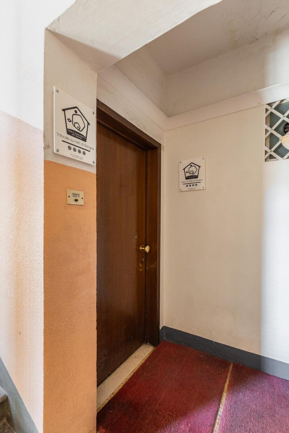 Monolocale Sui Tetti Di Bologna - Via Indipendenza Apartman Kültér fotó