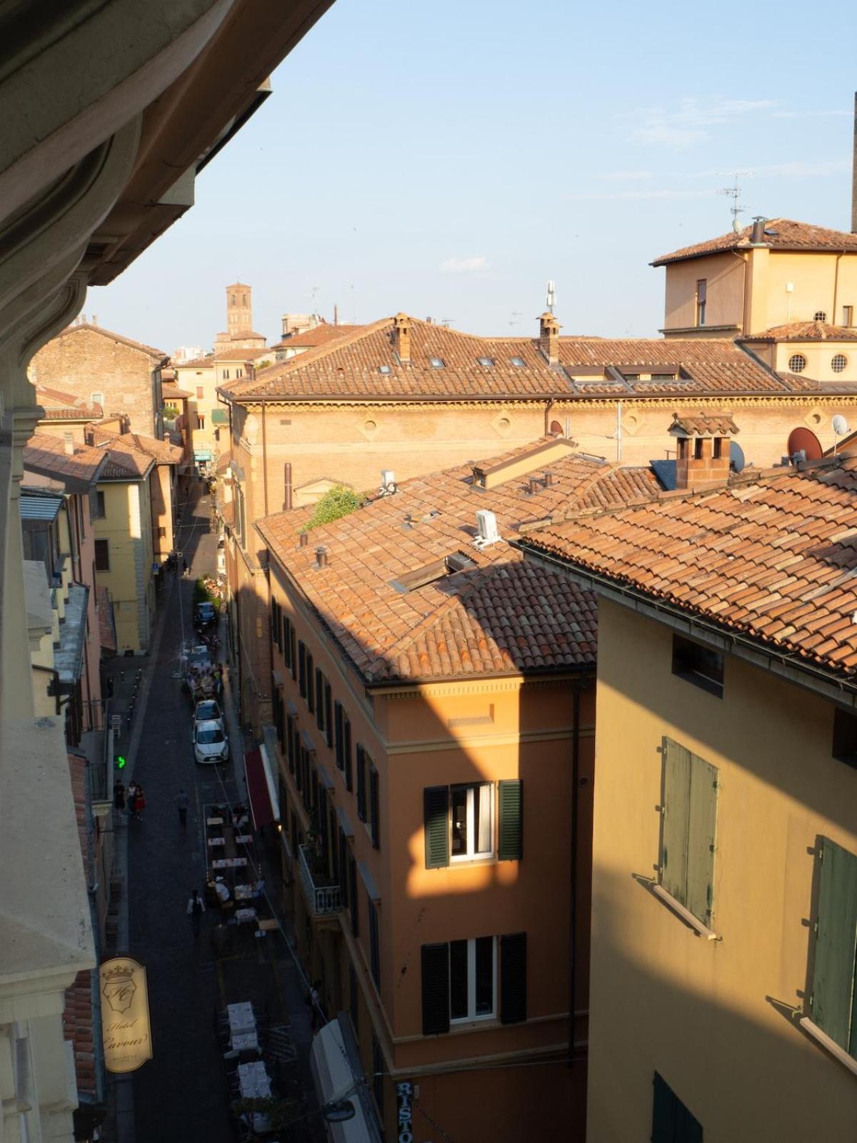 Monolocale Sui Tetti Di Bologna - Via Indipendenza Apartman Kültér fotó